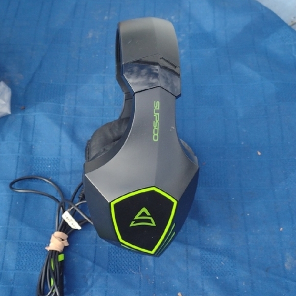 Supsoo Gaming Headset - Black and Green NWOT - Picture 1 of 2